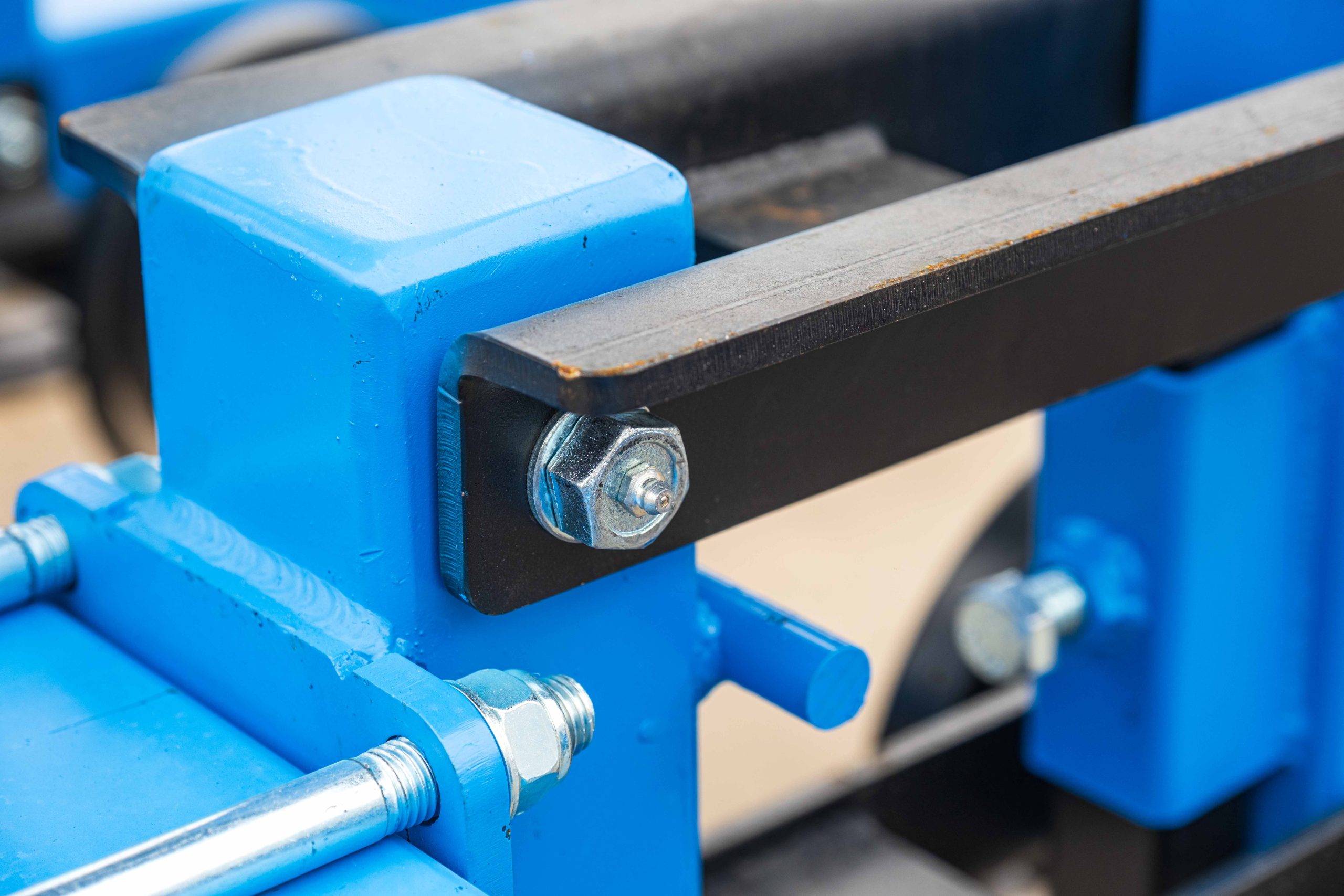 Sorközművelő kultivátor villanymotorral
